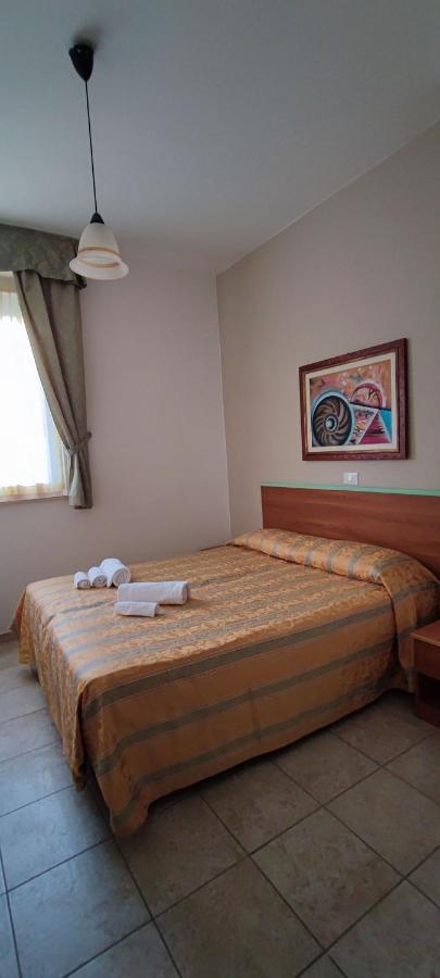 Hotel Zeus Lido Di Classe Room Only Værelse billede