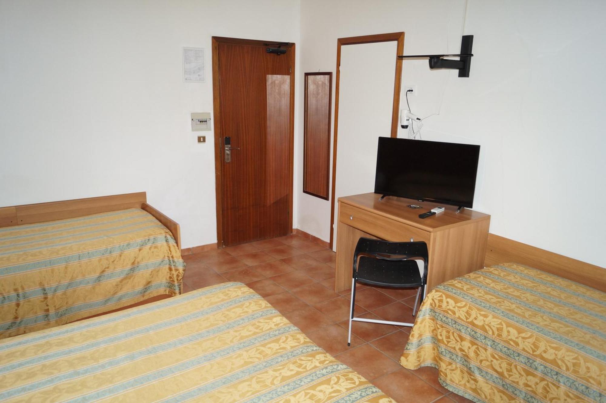 Hotel Zeus Lido Di Classe Room Only Værelse billede